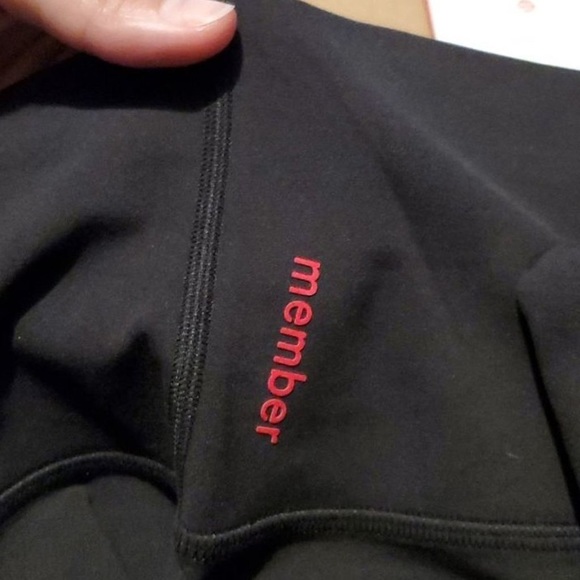 Lululemon Membership Align High Rise Pant 25" size 2 Black BLK - Picture 4 of 6